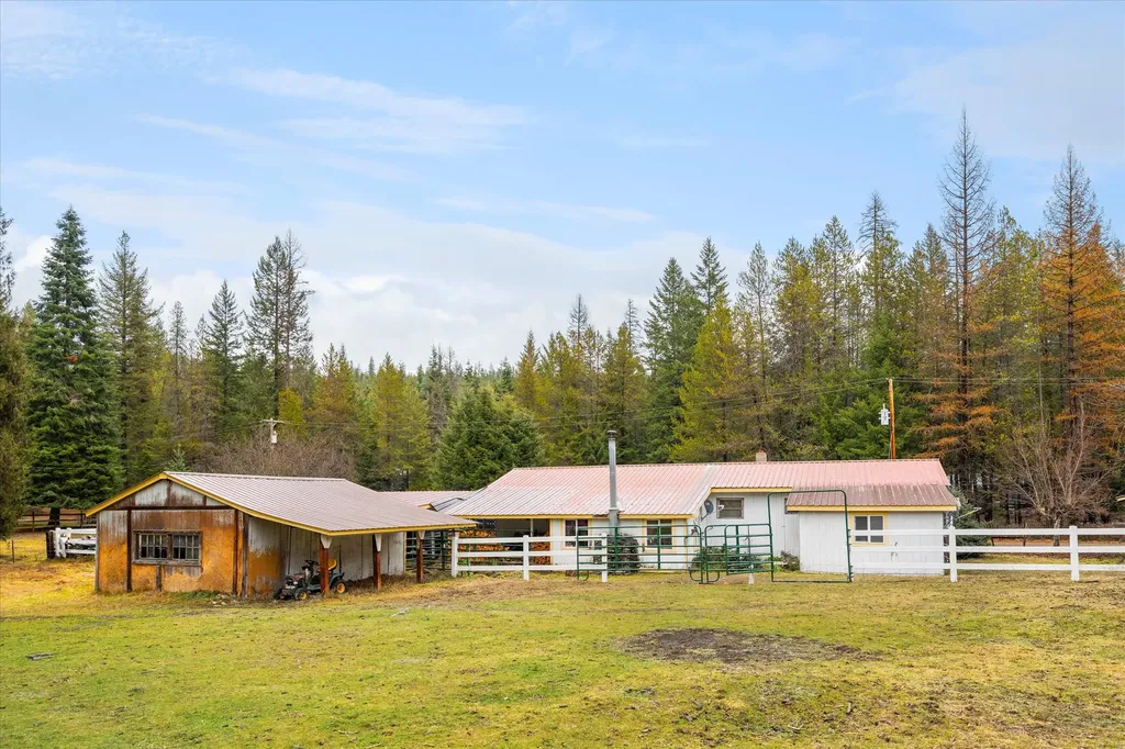 22 Center Drive Troy MT 59935
