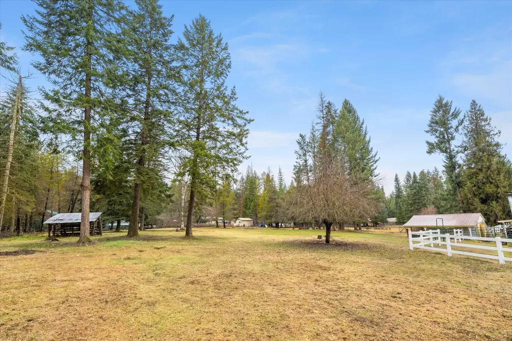 22 Center Drive Troy MT 59935