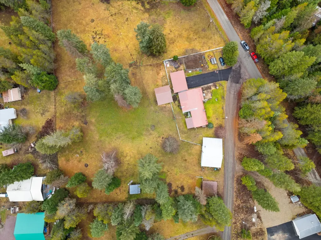 22 Center Drive Troy MT 59935