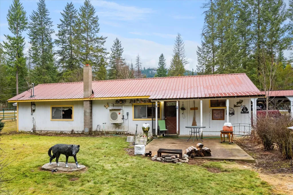 22 Center Drive Troy MT 59935