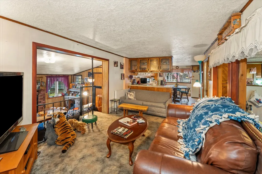 22 Center Drive Troy MT 59935