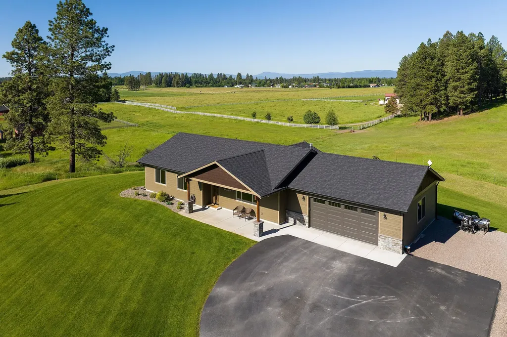 610 Whispering Ridge Lane Columbia Falls MT 59912