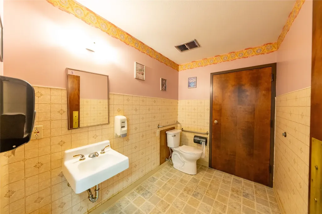 707 E Grant Avenue Troy MT 59935