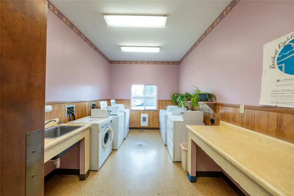 707 E Grant Avenue Troy MT 59935
