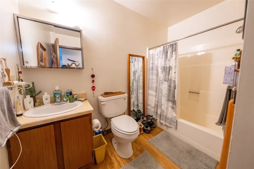 707 E Grant Avenue Troy MT 59935