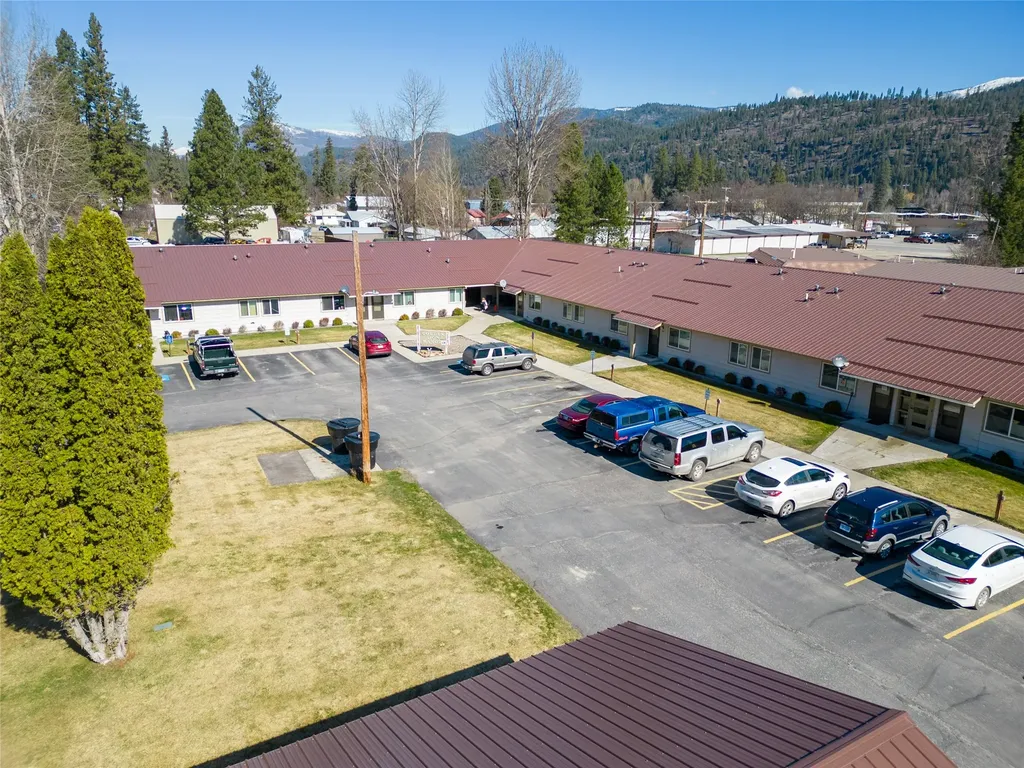 707 E Grant Avenue Troy MT 59935
