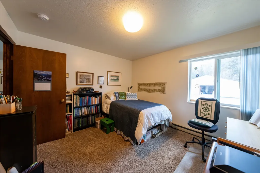 707 E Grant Avenue Troy MT 59935