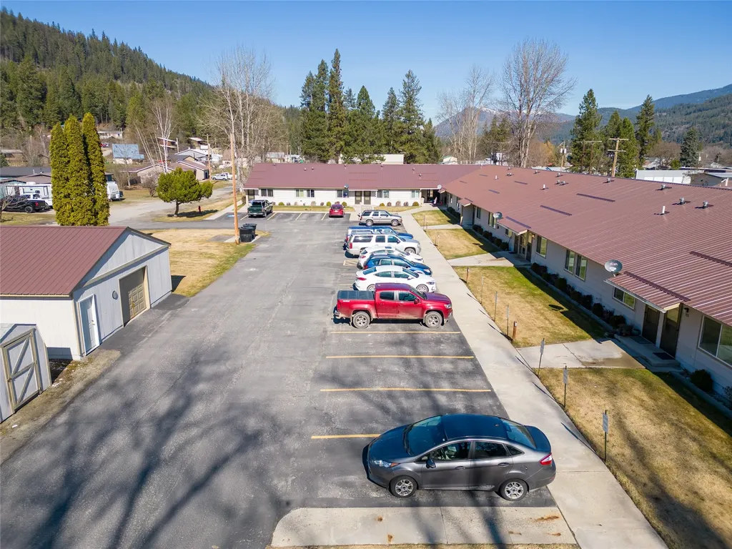 707 E Grant Avenue Troy MT 59935