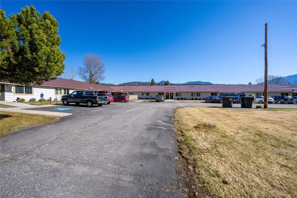 707 E Grant Avenue Troy MT 59935