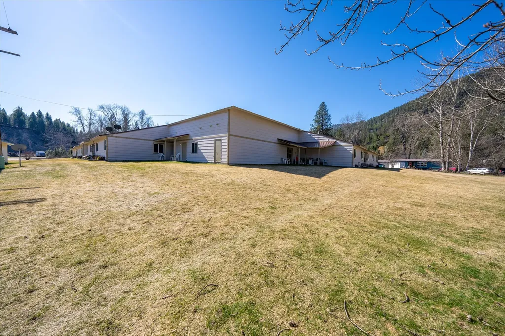 707 E Grant Avenue Troy MT 59935