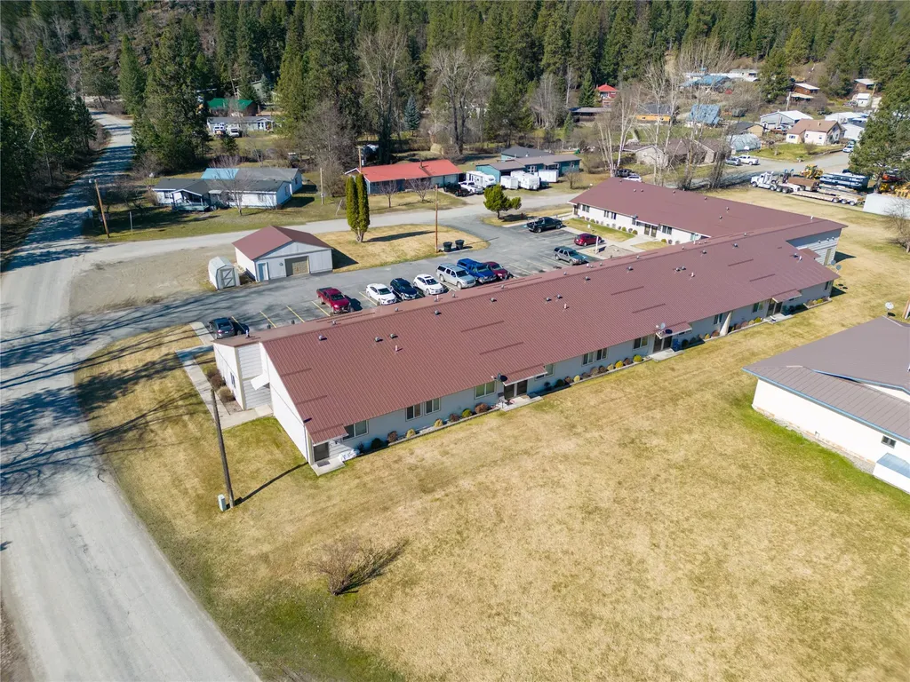 707 E Grant Avenue Troy MT 59935