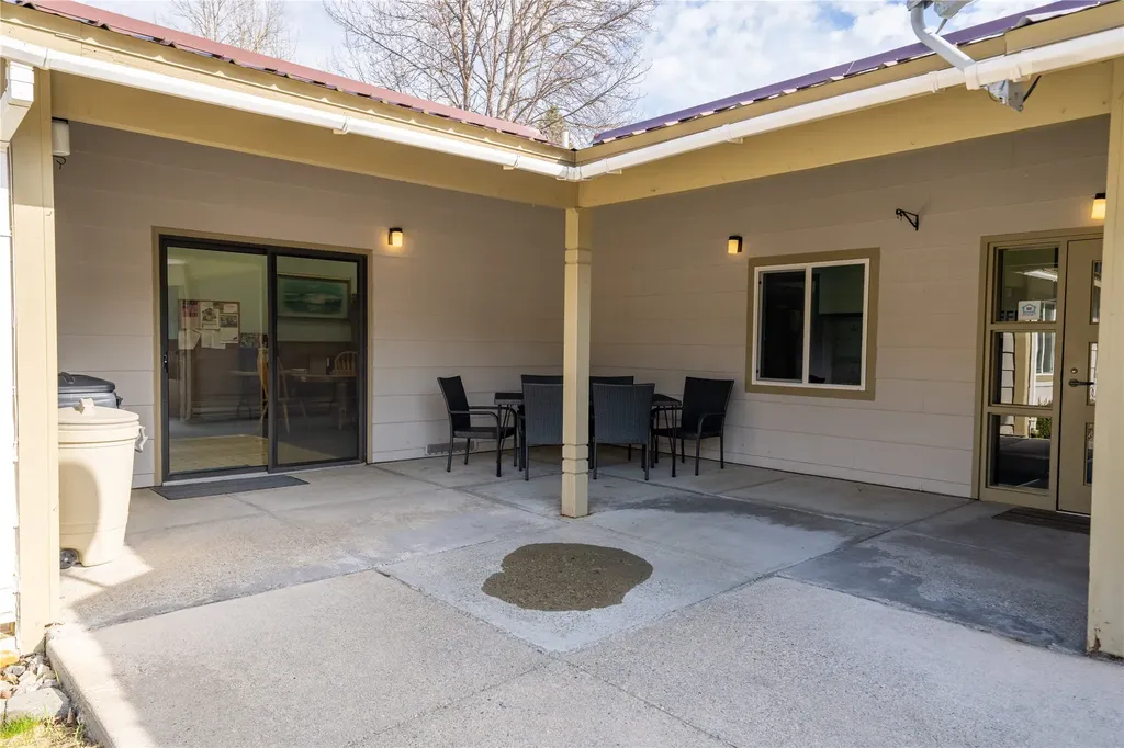 707 E Grant Avenue Troy MT 59935
