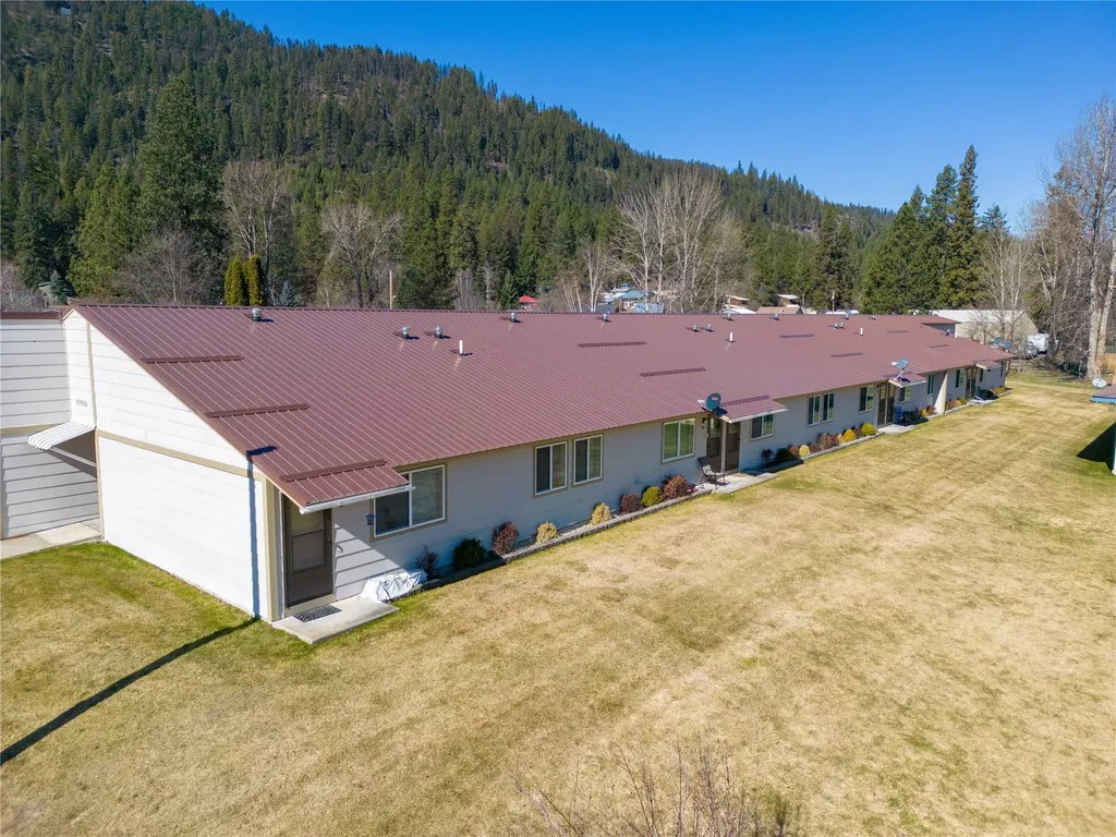 707 E Grant Avenue Troy MT 59935