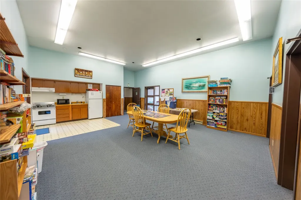 707 E Grant Avenue Troy MT 59935