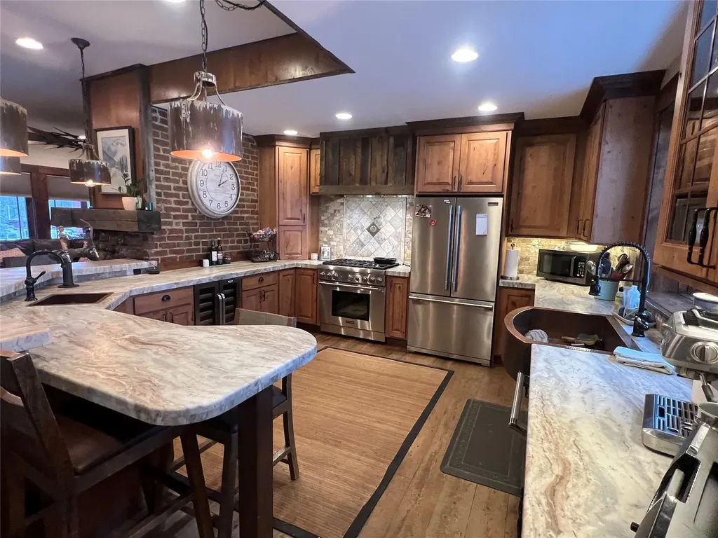 12555 Us Highway 2 E West Glacier MT 59936