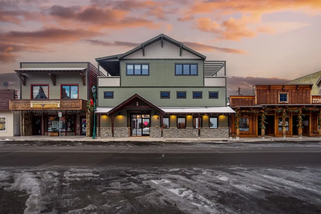 20 Spokane Avenue Whitefish MT 59937