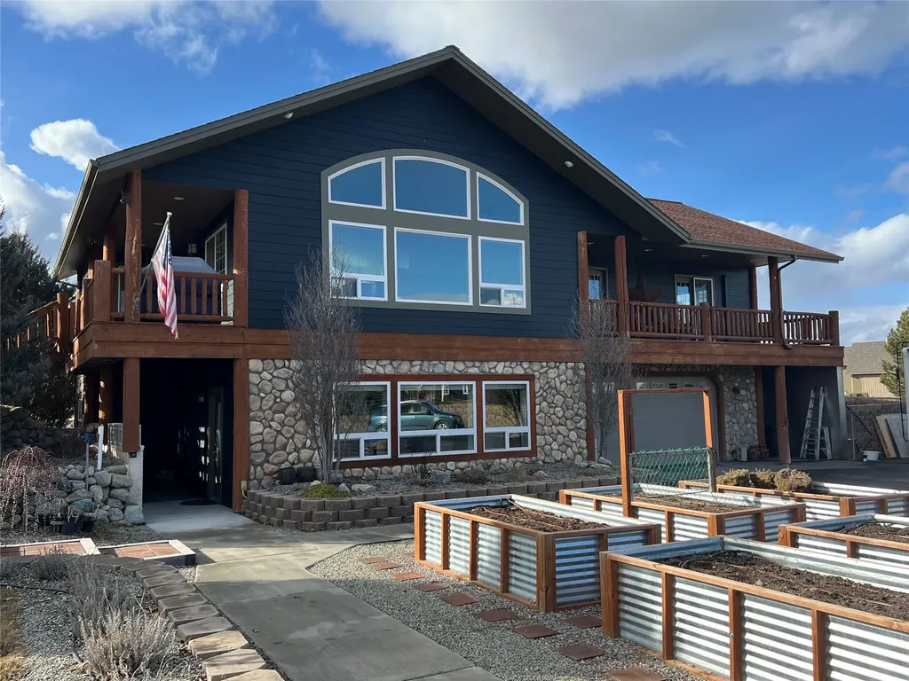 17 Sky Ranch Circle Kalispell MT 59901