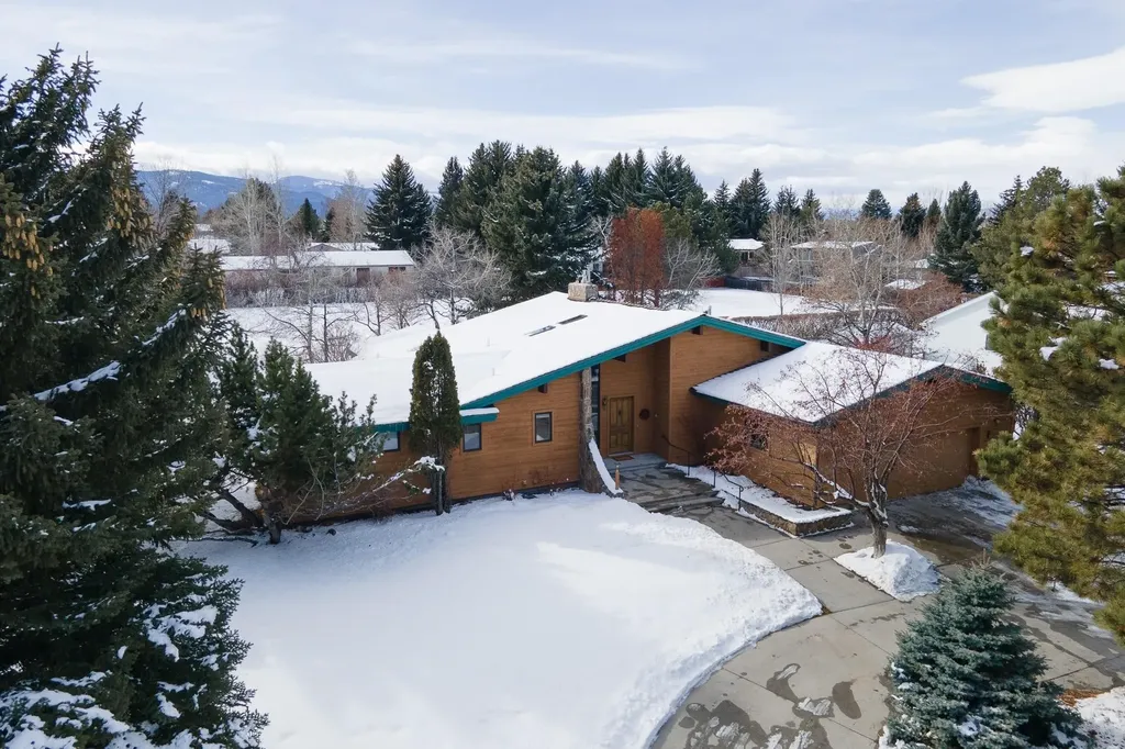 108 Circle Drive Bozeman MT 59715