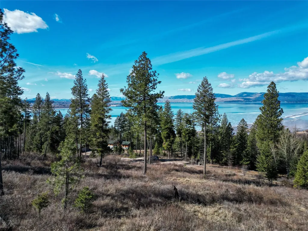 Nhn E Bay Lane Polson MT 59860
