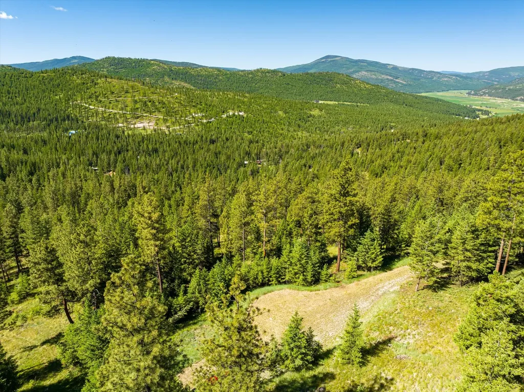 781 Springhill Road Kila MT 59920