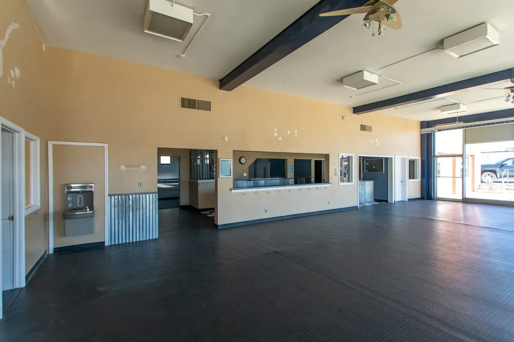 815-825 1st Avenue N Great Falls MT 59401
