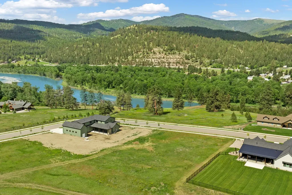 4065 Mornhinweg Loop Missoula MT 59803