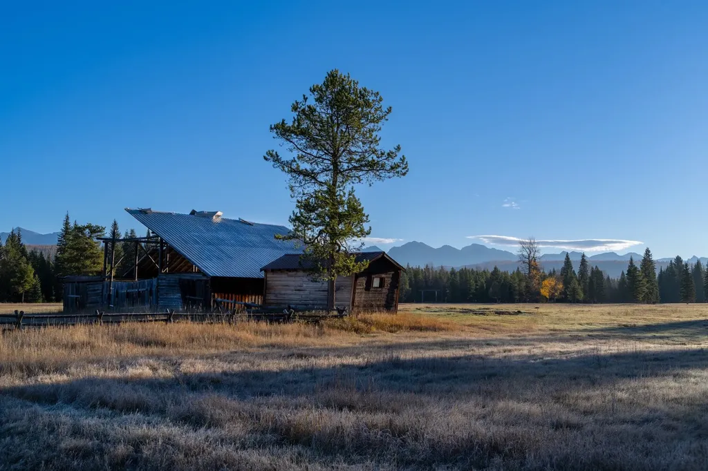 8500 North Fork Road Polebridge MT 59928