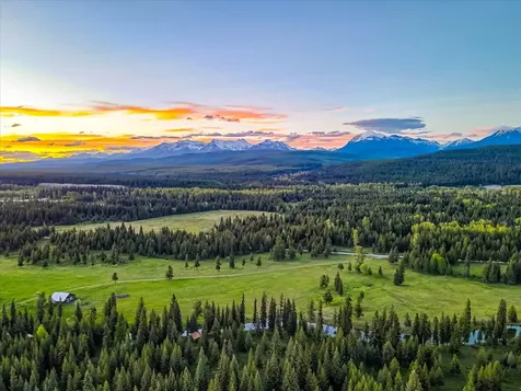 8500 North Fork Road Polebridge MT 59928