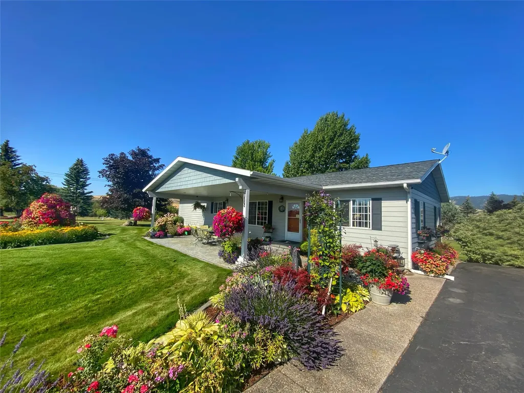 33953 & 33989 Fox Road Polson MT 59860