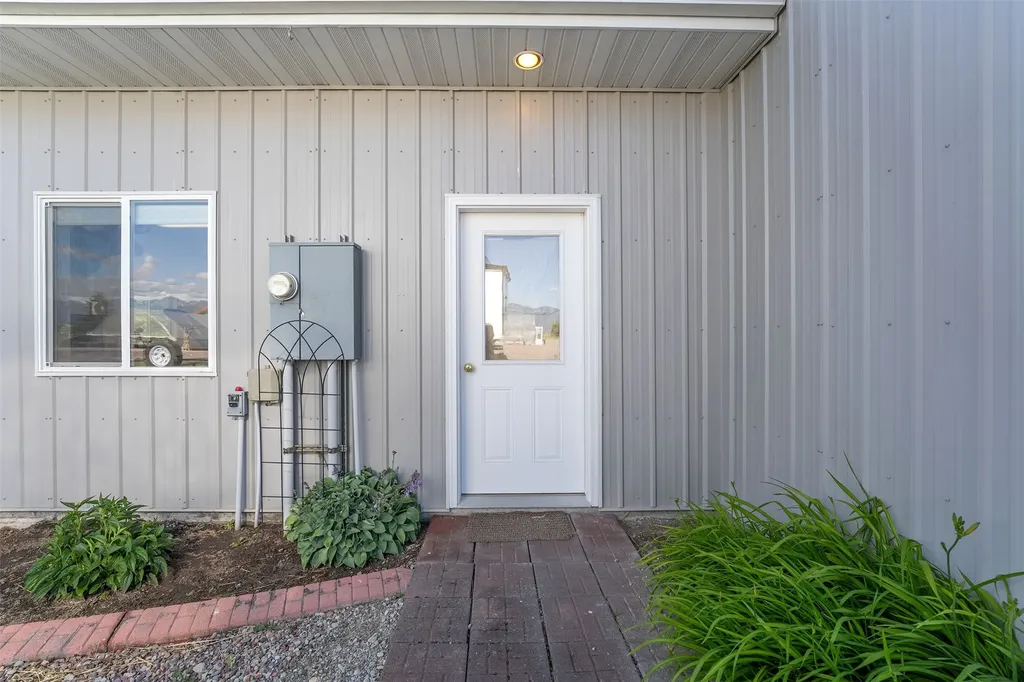 33953 & 33989 Fox Road Polson MT 59860