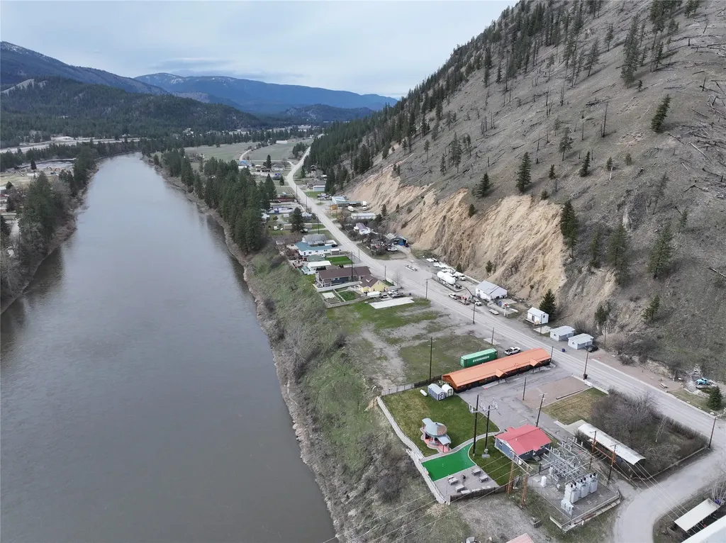 109 Mullan Road W Superior MT 59872