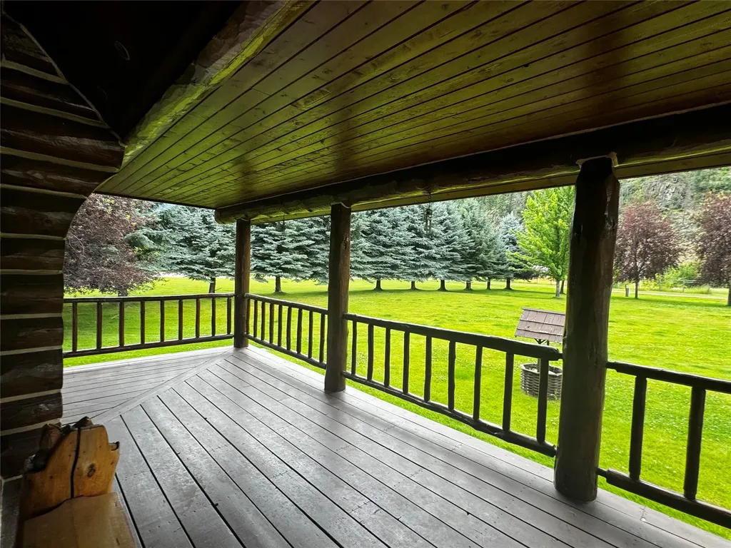 6065 Kootenai River Road Libby MT 59923