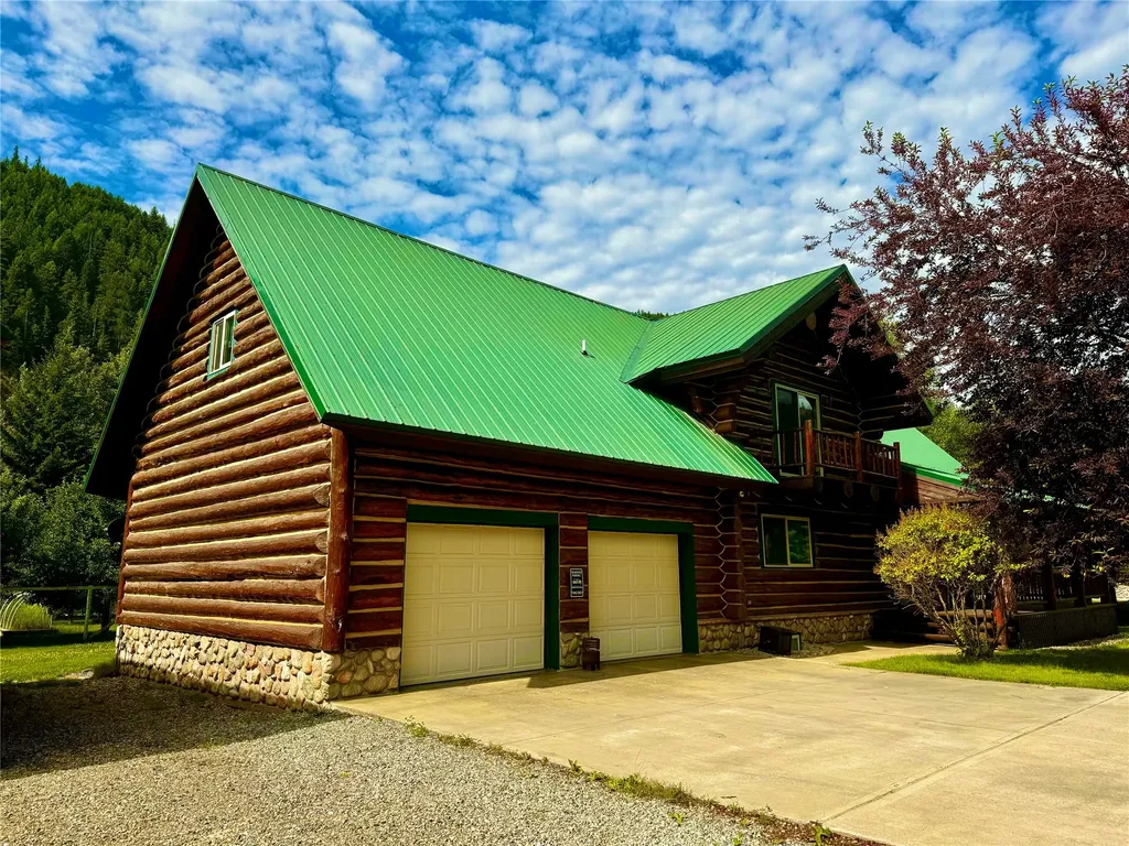 6065 Kootenai River Road Libby MT 59923