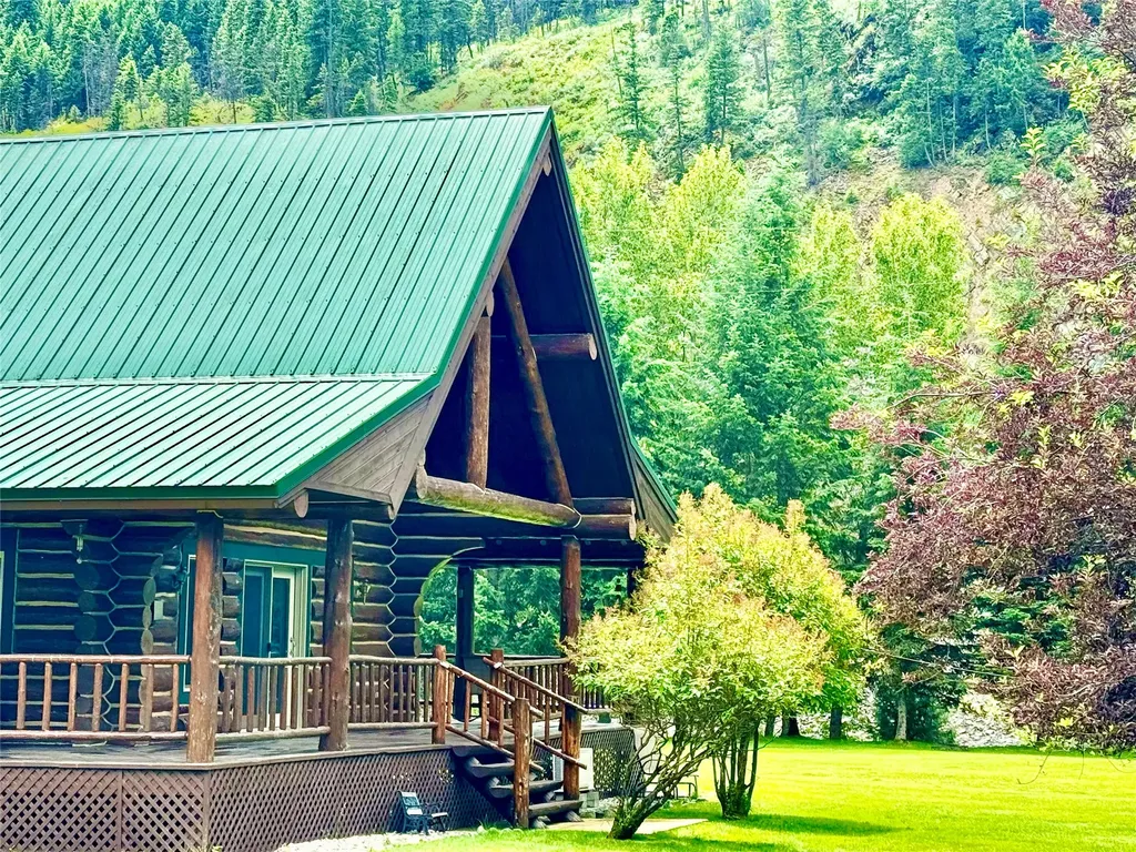 6065 Kootenai River Road Libby MT 59923
