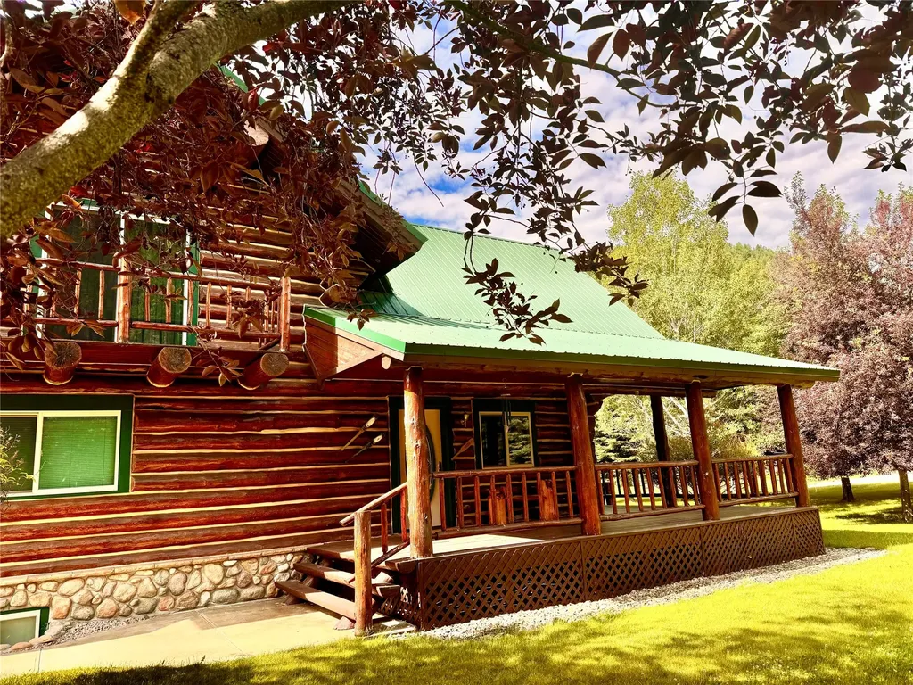 6065 Kootenai River Road Libby MT 59923