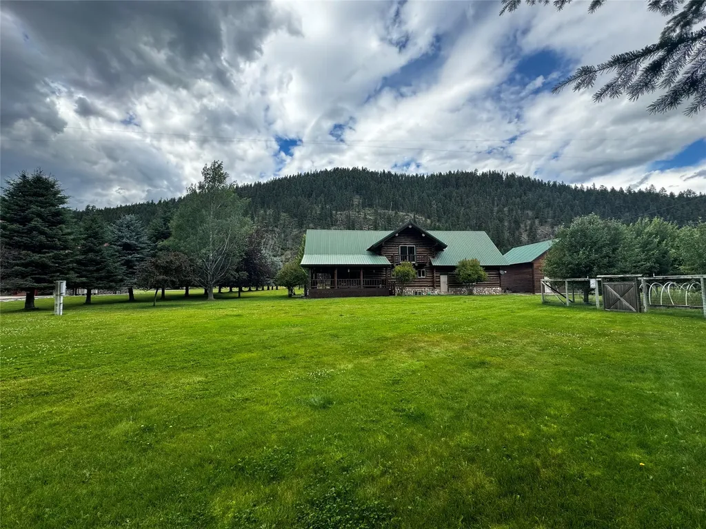 6065 Kootenai River Road Libby MT 59923