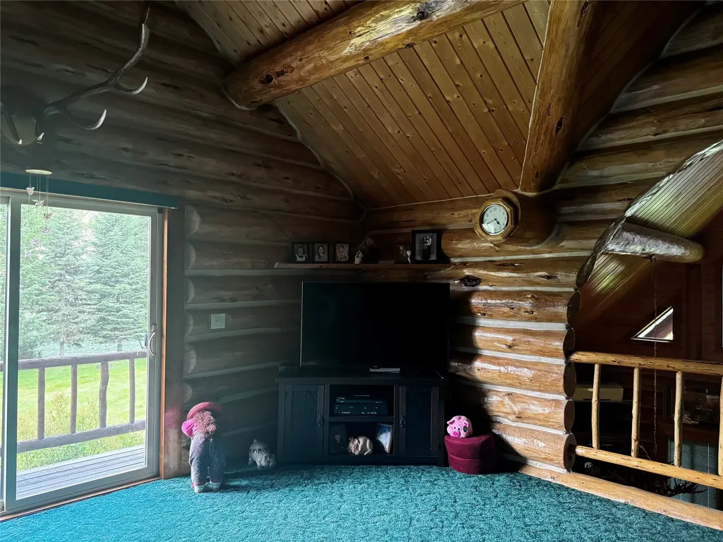 6065 Kootenai River Road Libby MT 59923