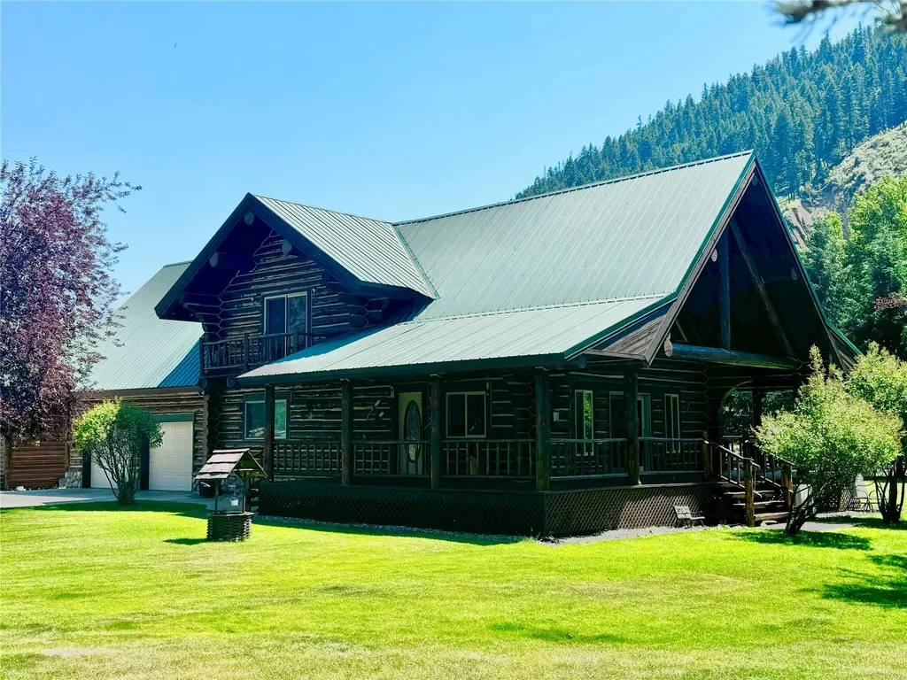 6065 Kootenai River Road Libby MT 59923