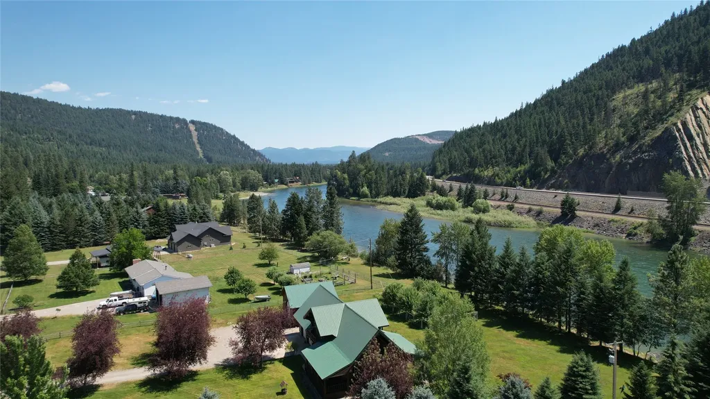 6065 Kootenai River Road Libby MT 59923