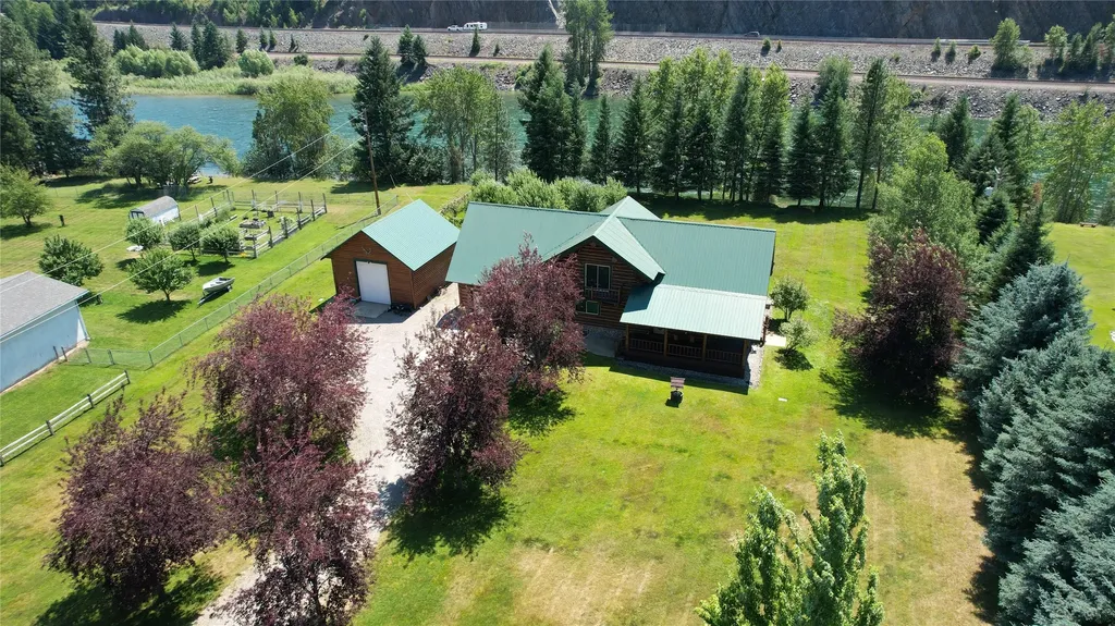 6065 Kootenai River Road Libby MT 59923
