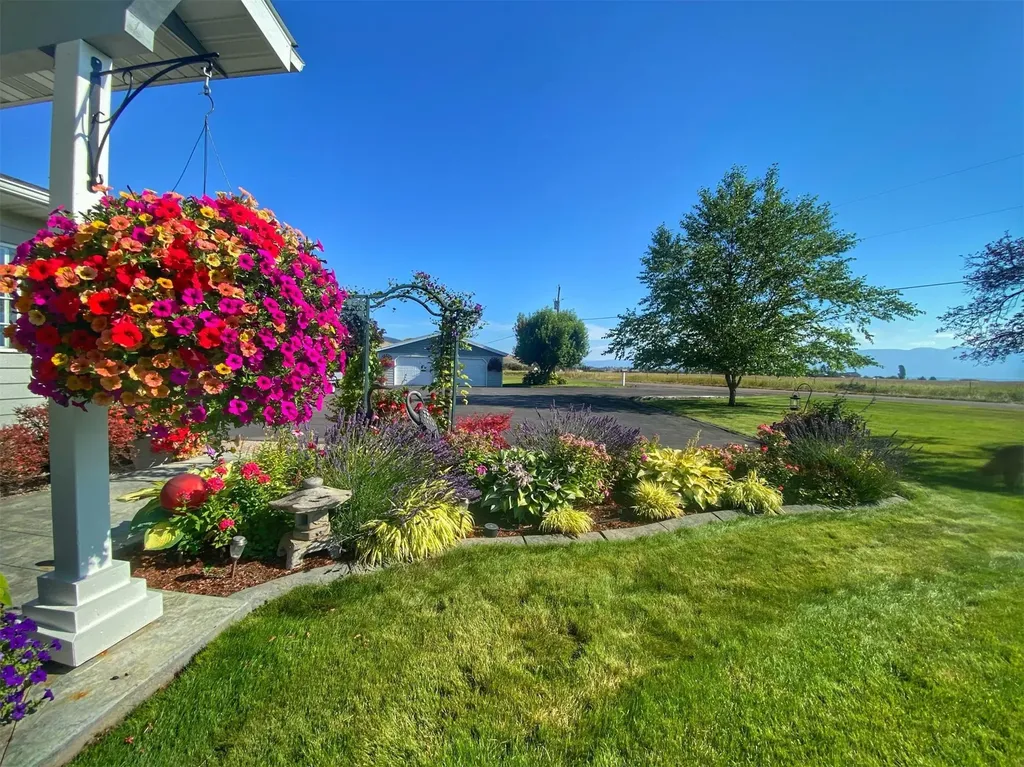 33953 & 33989 Fox Road Polson MT 59860
