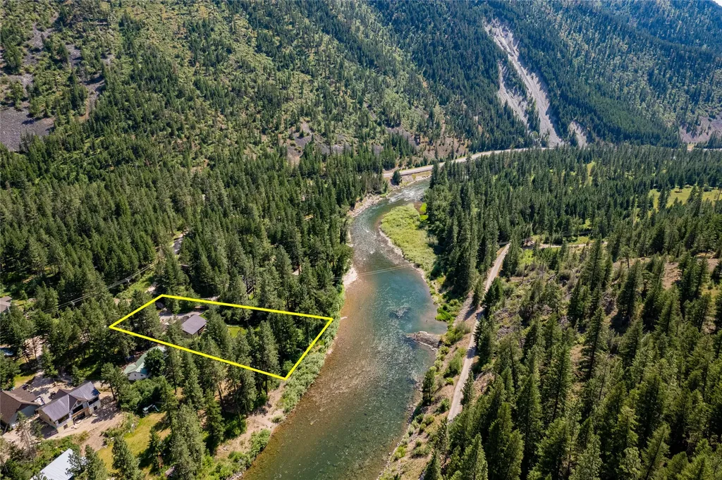 3009 River Bend Drive Bonner MT 59823