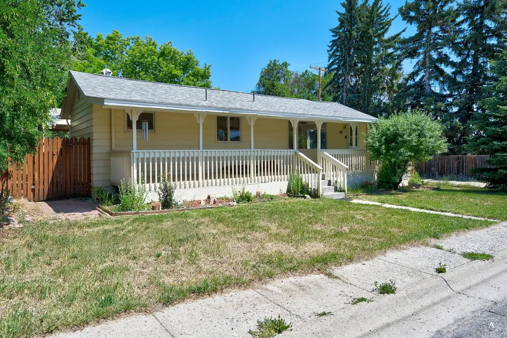 722 Cedar Street Helena MT 59601