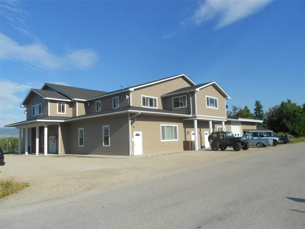 529/527 W River Road Hamilton MT 59840