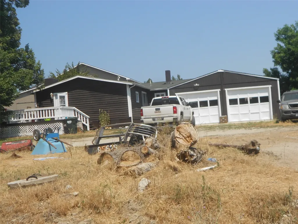 529/527 W River Road Hamilton MT 59840