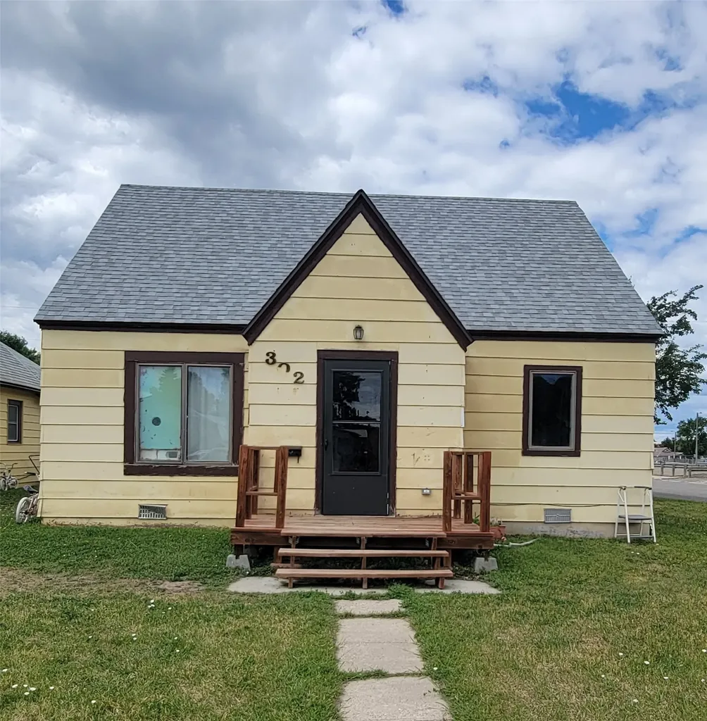 302 S Wisconsin Street Conrad MT 59425