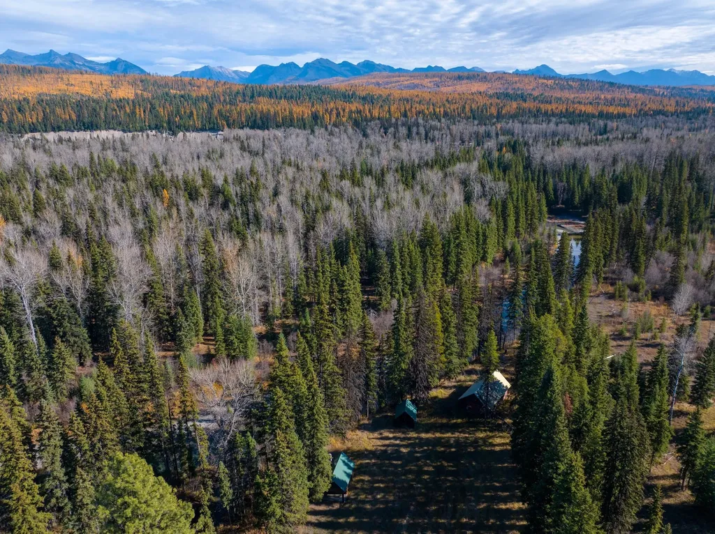 8500 North Fork Road Polebridge MT 59928