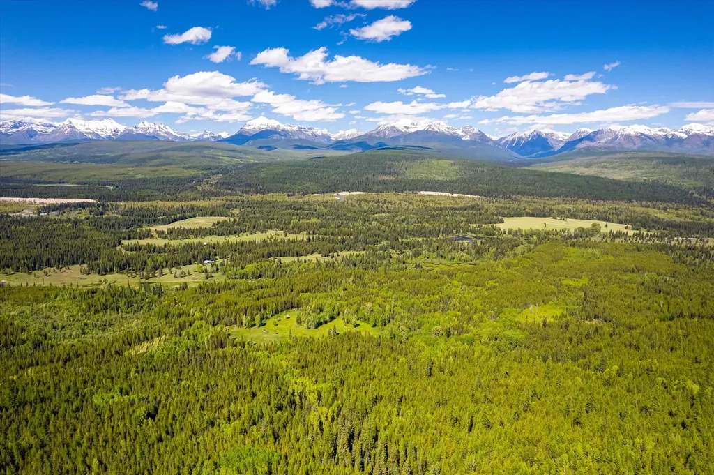 8500 North Fork Road Polebridge MT 59928