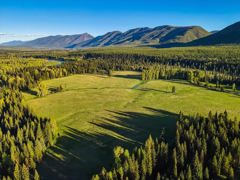 8500 North Fork Road Polebridge MT 59928