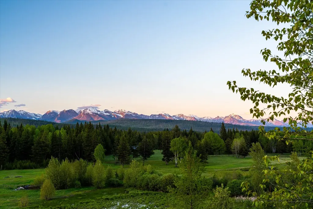 8500 North Fork Road Polebridge MT 59928
